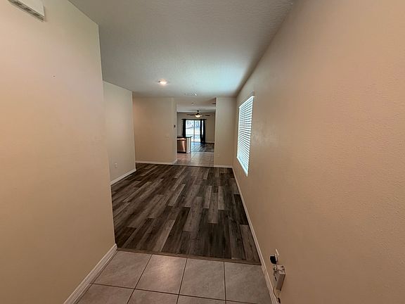 5th image of 11003 Trailing Vine Dr