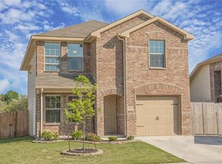 6172 River Pointe Dr, Fort Worth, TX 76114