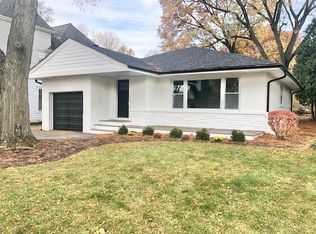 22 N Bruner St, Hinsdale, IL 60521