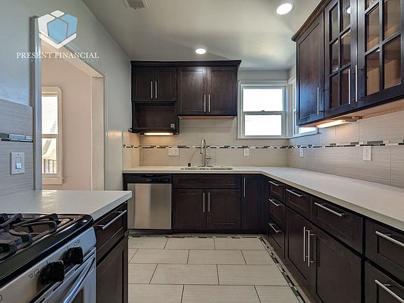 5th image of 8215 Outlook Ave