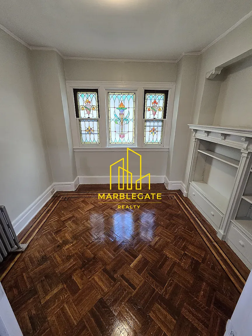 3 bed, 1050 sqft, $2,150 — Photo 4