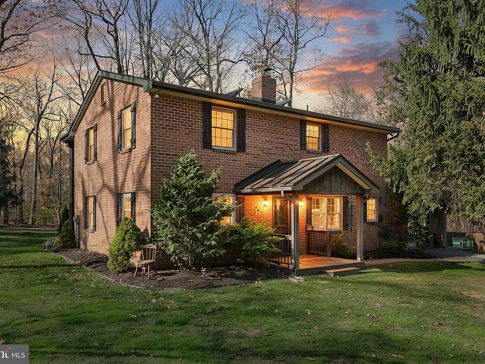 1st image of 798 Goram Rd