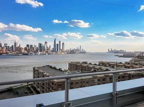 9 Avenue At Port Imperial image 40 of 50