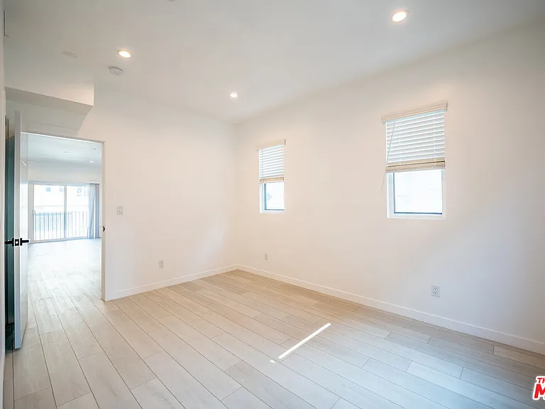 246 N Dillon St #1/2 — Photo 22