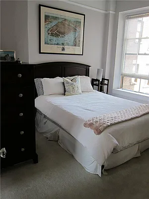 Rented by Akam Sales and Brokerage | media 15