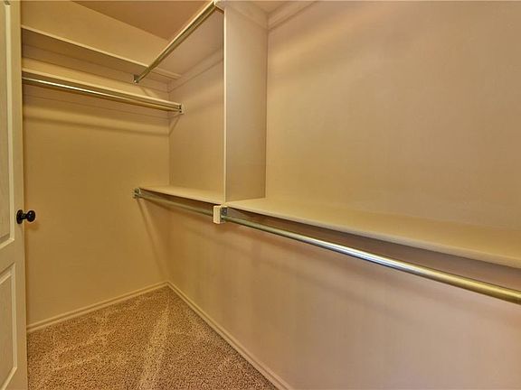5th image of 18309 Cola Dr