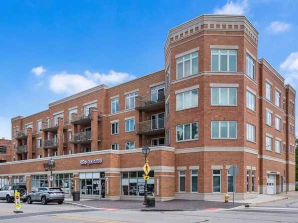 1 S Lincoln Ave APT 410, Lombard, IL 60148