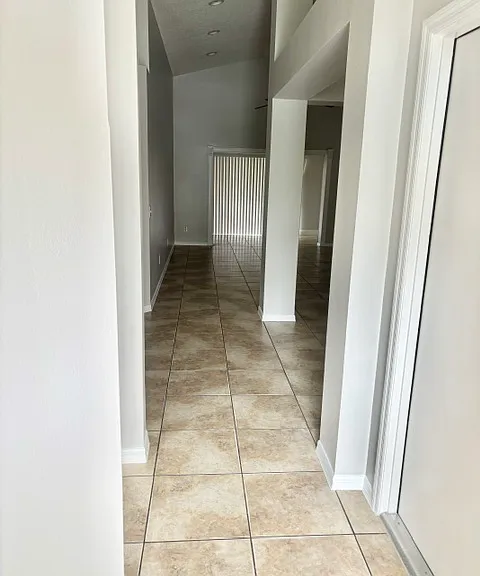 3329 Cypress Point Cir — Photo 4
