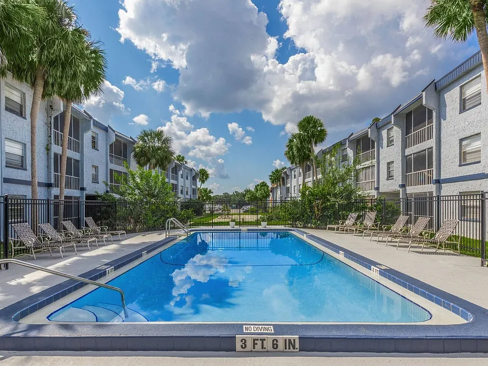 Sunbay Apartments