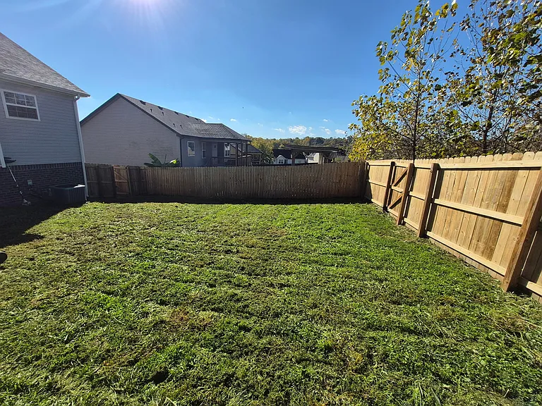 706 Banister Dr — Photo 22