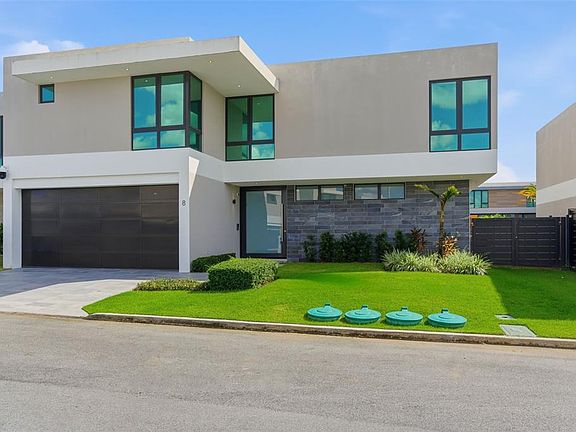 2nd image of 8 Acacia