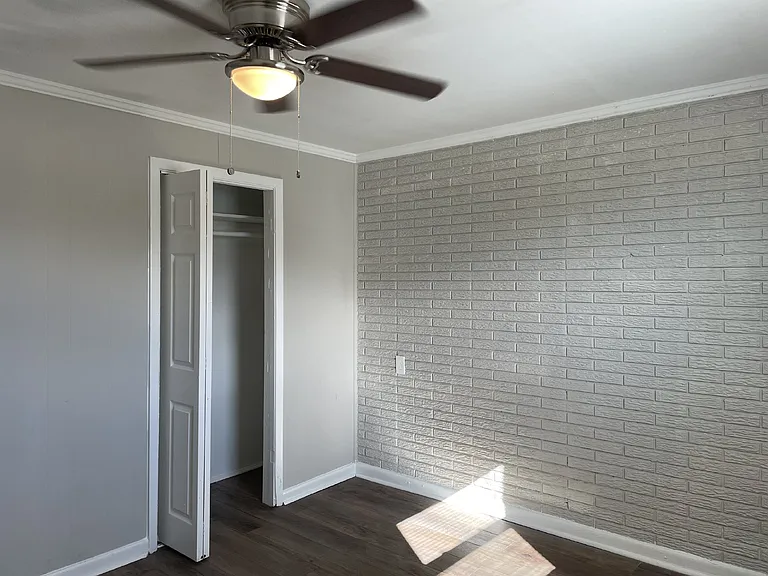 102 Madrid St #9 — Photo 6
