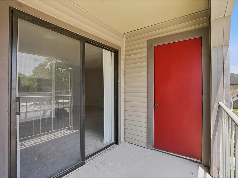 2025 Augusta Dr #804 — Photo 16
