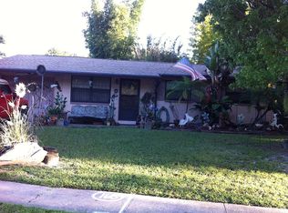 11758 Easy St, Largo, FL 33773