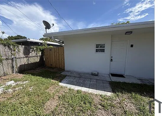 160 SE 15th Ave