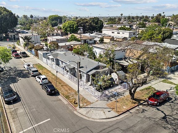 3rd image of 1500 W 59th Pl