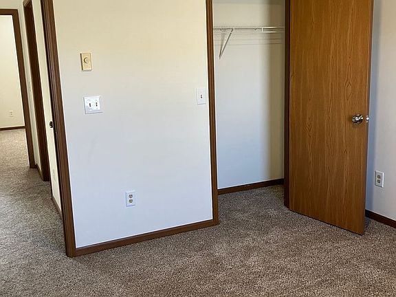 5th image of 665 Mumford Dr APT D