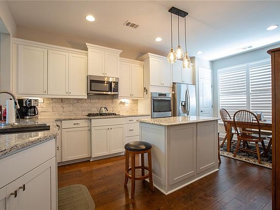 2nd image of 4014 SW Lavender Point