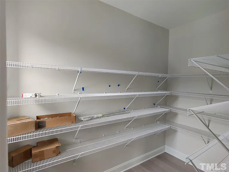 829 Amley Pl — Photo 13