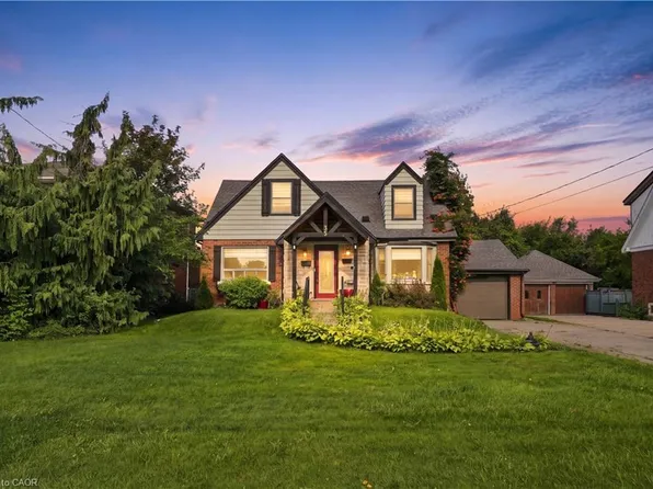 35 Centennial Pkwy S, Hamilton, ON L8G 2C1