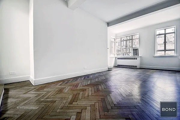 Rented by Bond New York | media 16