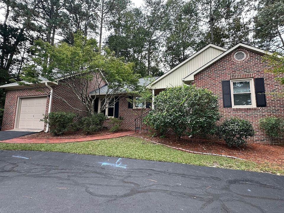 1st image of 3 Saint James Cir