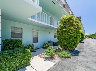 1901 Indian River Blvd #103D, Vero Beach, FL 32960
