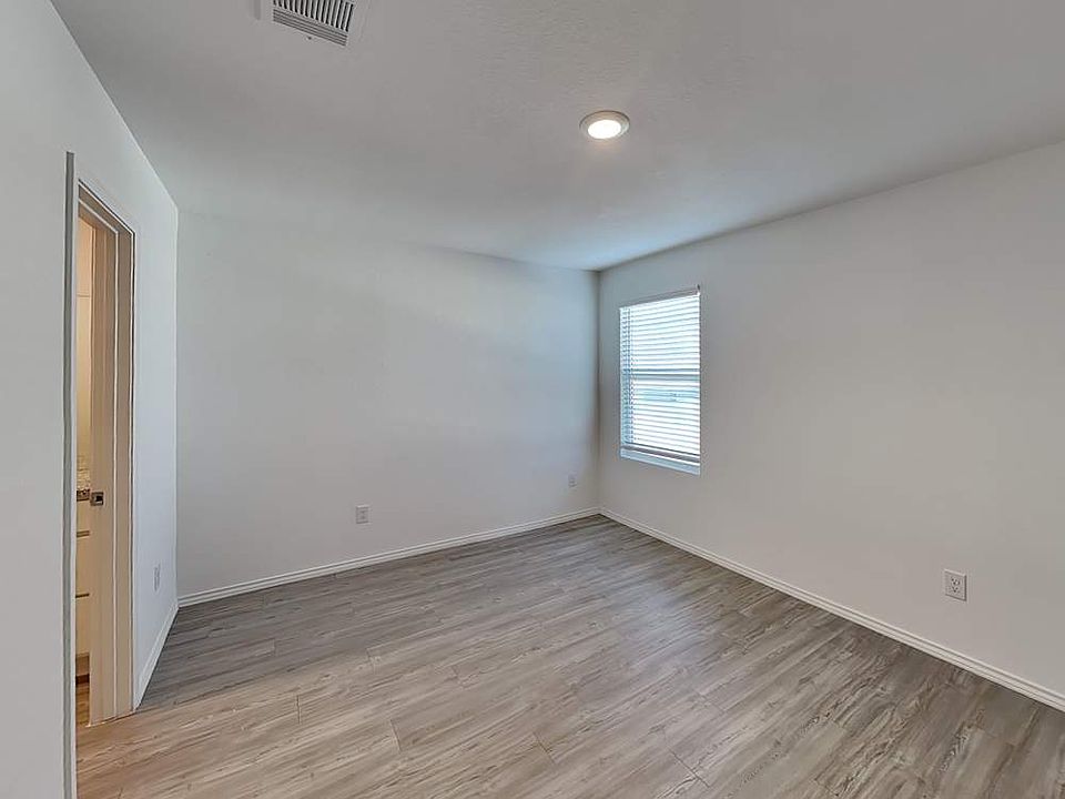 1st image of 6324 Fillmore St #0