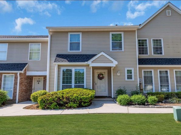 320 Harvard Pl