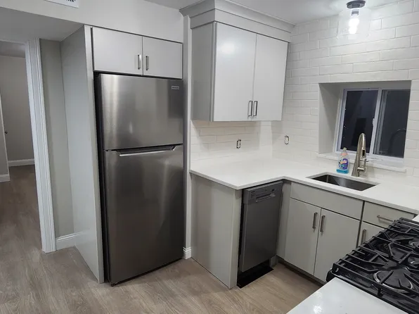 322 Brownell St #3E, Fall River, MA 02720