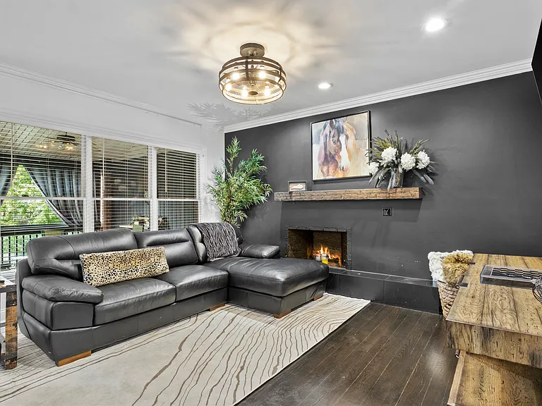 808 Gunpowder Dr — Photo 3