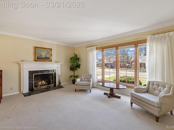 5th image of 1210 Fairholme Rd