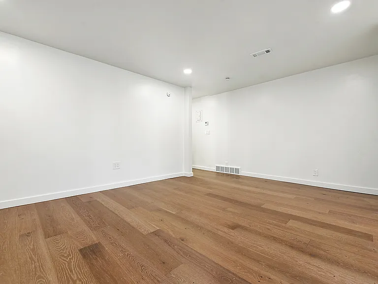 112 E 18th Ave #1 — Photo 12