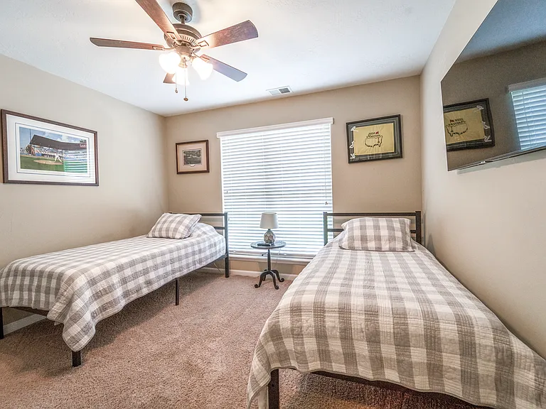 2037 Glennfield Ln — Photo 22
