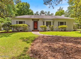 410 Dogwood Ln, Southern Pines, NC 28387