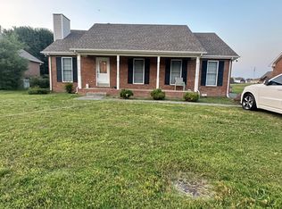 125 Foxrun, Springfield, TN 37172
