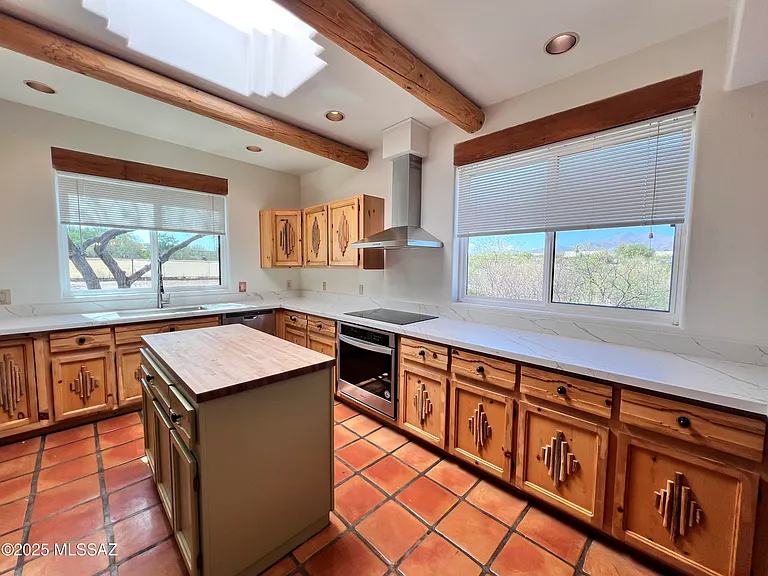 1040 N Wentworth Rd — Photo 23