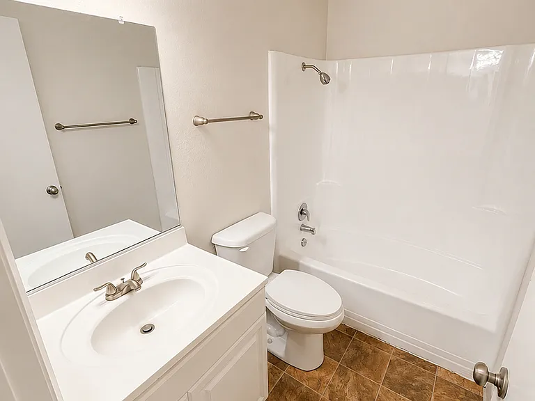 The Del Ciervo Apartments — Photo 19