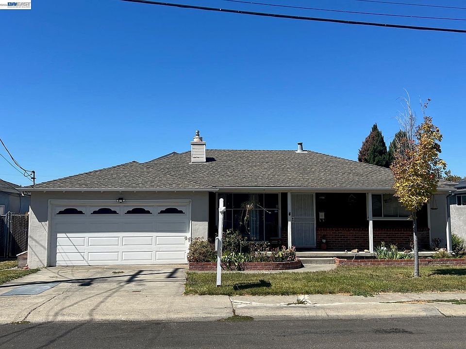 1st image of 17359 Via Del Rey