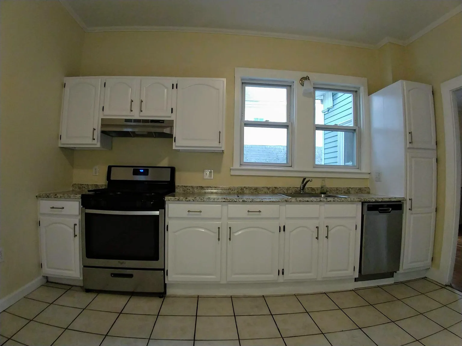 91 Irving St — Photo 4