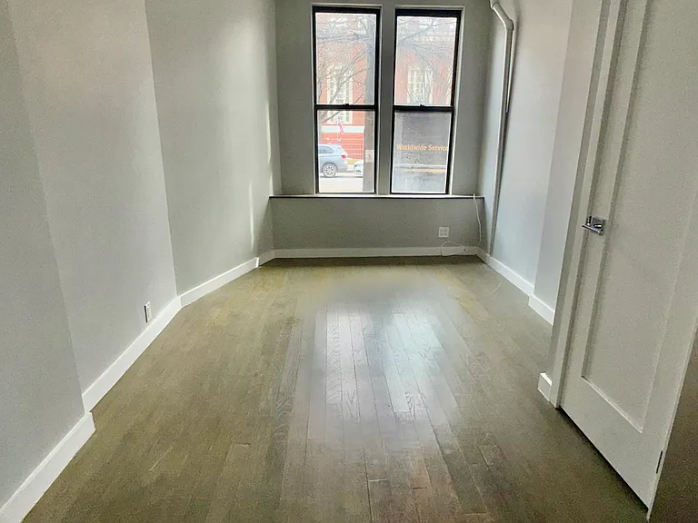 291 Pleasant Ave #1A — Photo 3
