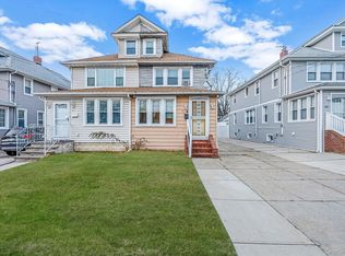 63 E Seaman Ave, Freeport, NY 11520