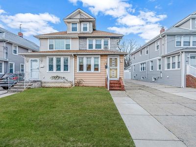 63 E Seaman Avenue, Freeport, NY, 11520