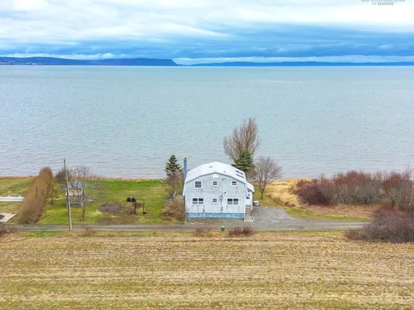 102 Pheasant Rd N, Kings, NS B0P 1M0