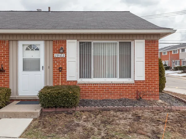 29102 Manchester St #75, Westland, MI 48185