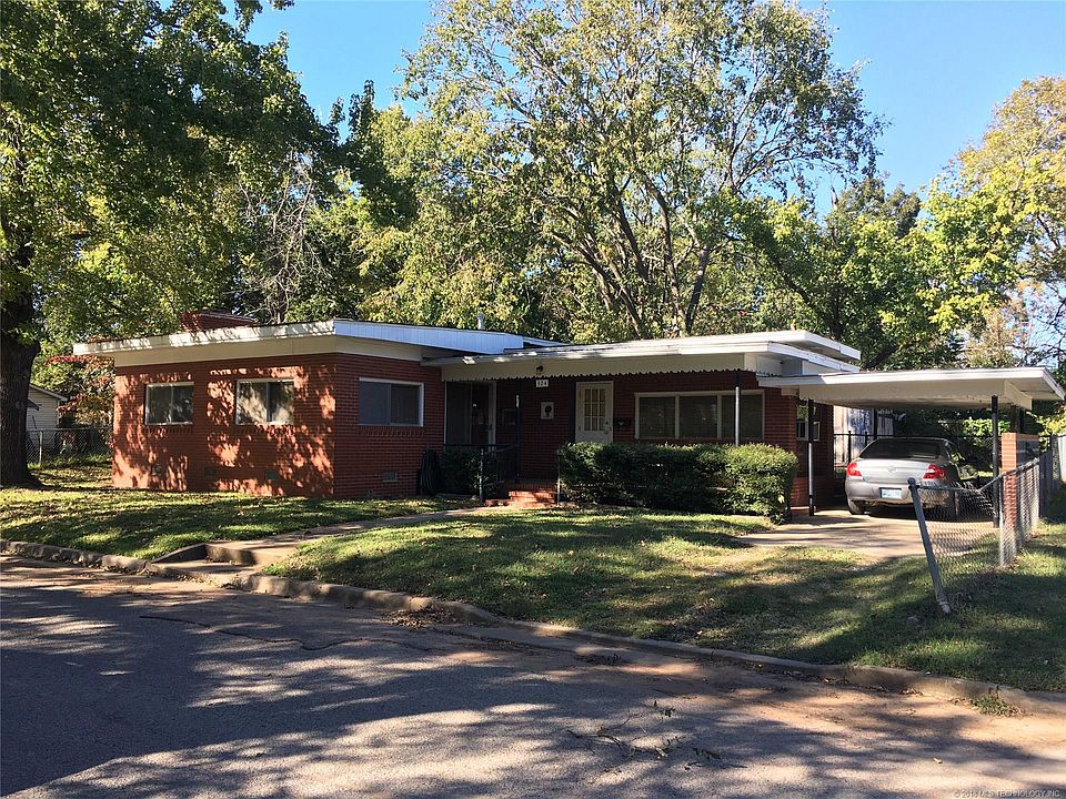 1st image of 324 E Arkansas St