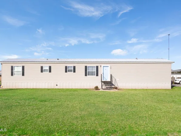 245 Secretariat Ln, Rayne, LA 70578