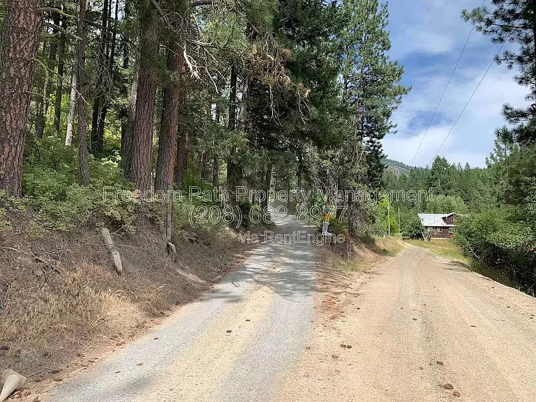 298 Woods Rd — Photo 22