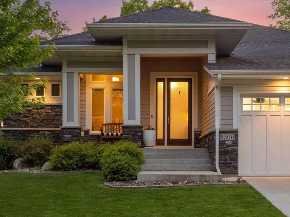 6300 Montee Dr, Eden Prairie, MN 55344