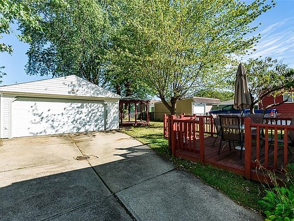 3rd image of 14976 S Gallatin Blvd
